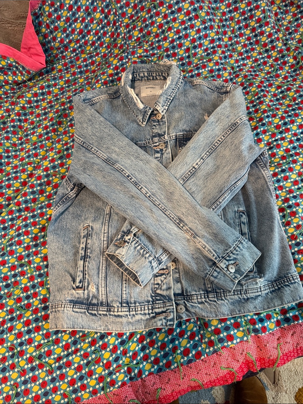 Old Navy Light Blue Denim Truck Jacket excellent pre-owned condition. - Picture 11 of 12